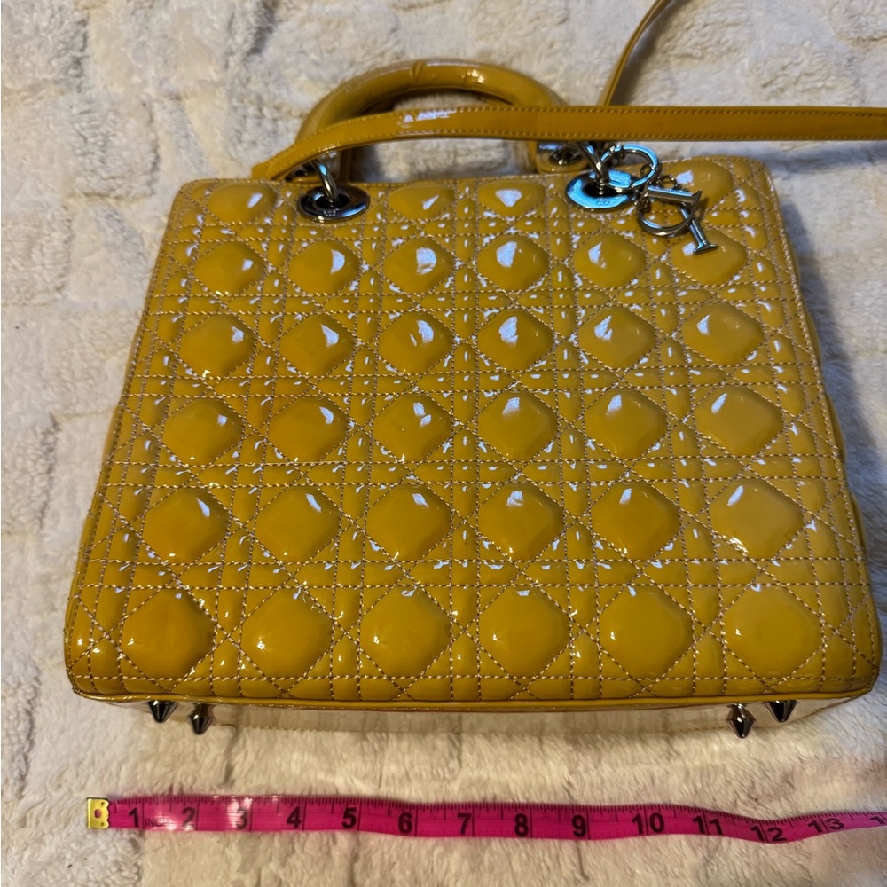 Dior Lady Dior Large Yellow Patent Leather - Picture 12 of 16